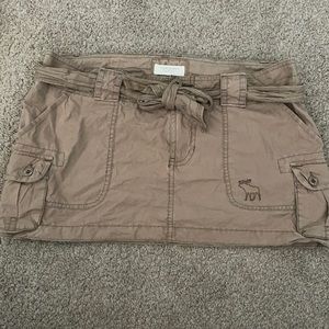 Abercrombie and Fitch Cargo Mini Skirt Size 6